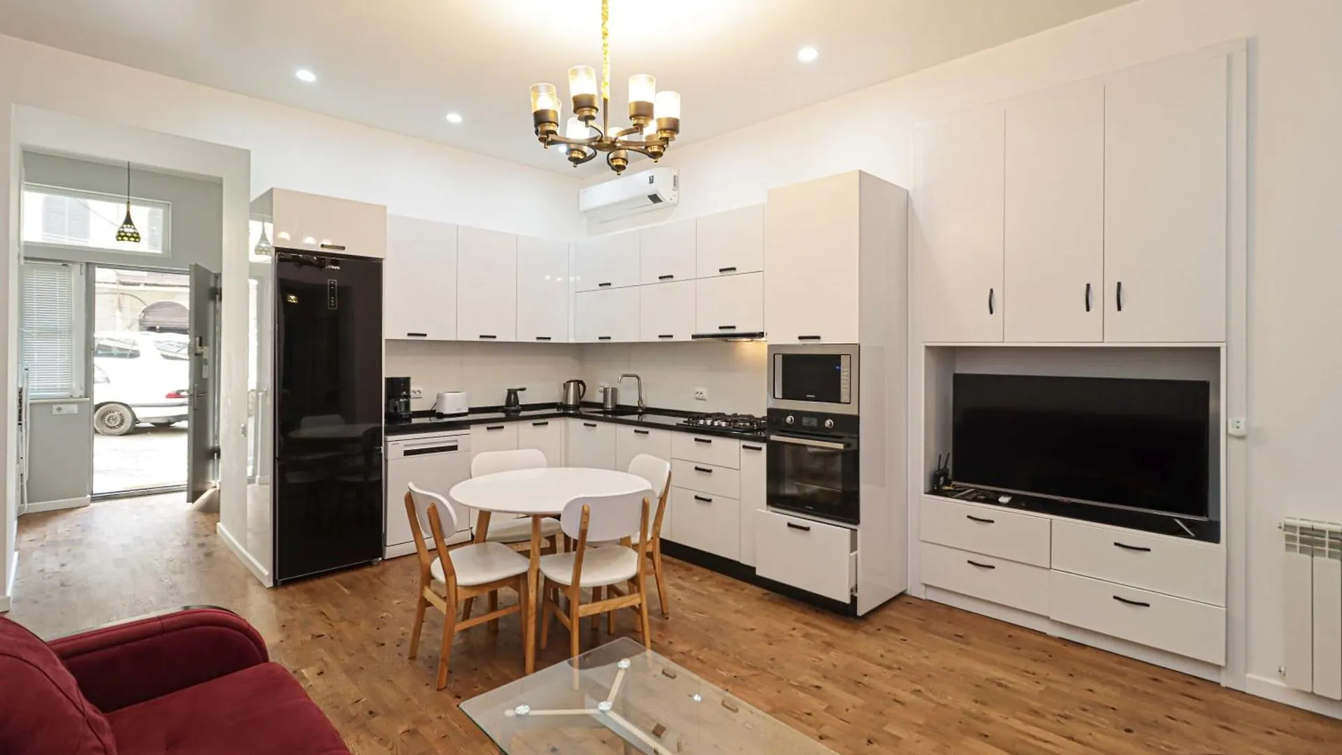 Charming 2Br Apartment In Oldtbilisi