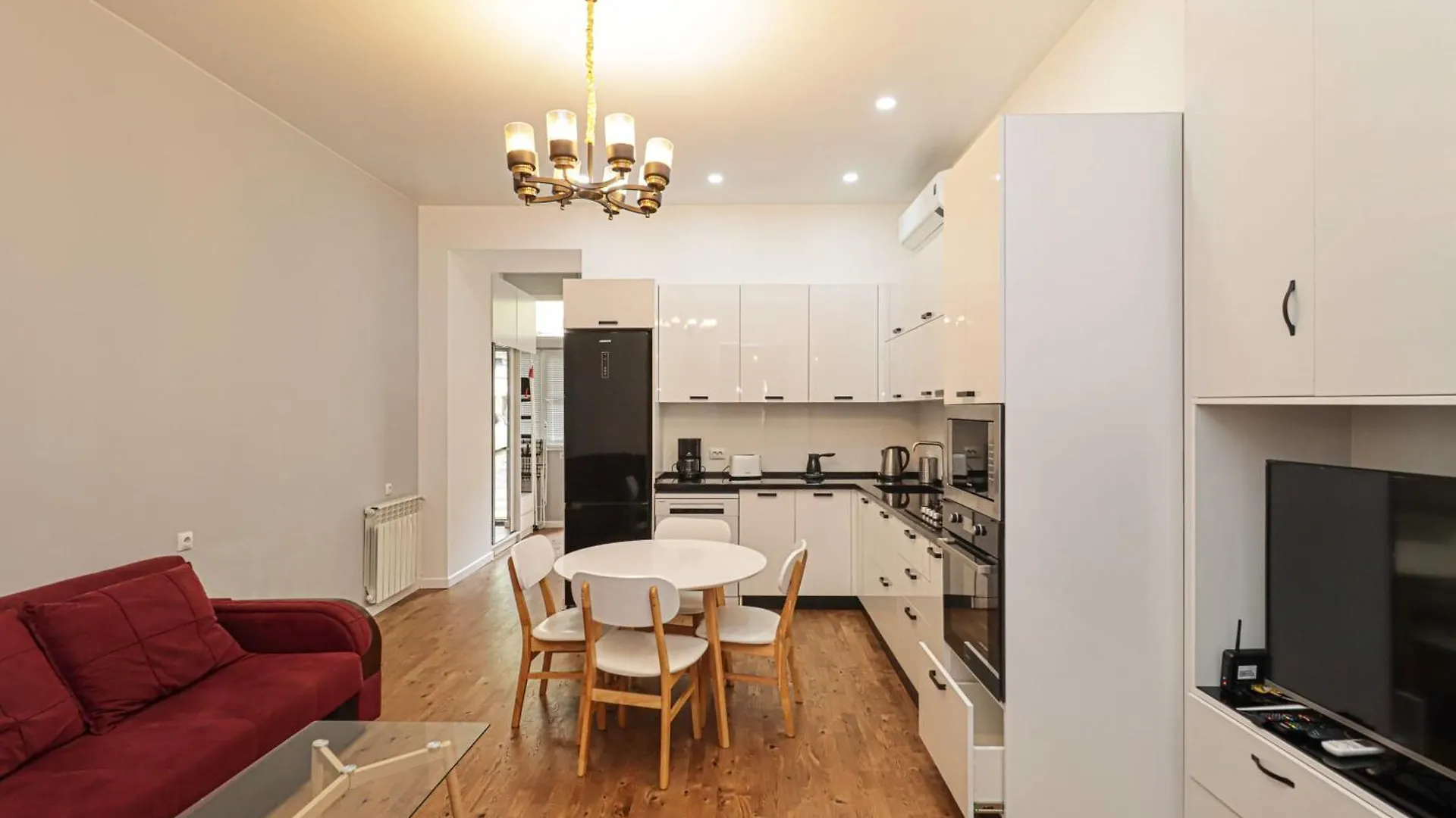 Charming 2Br Apartment In Oldtbilisi